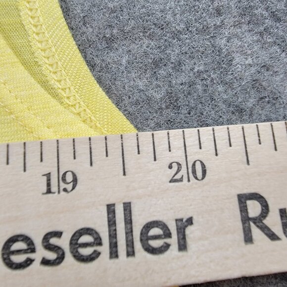 Smartwool Go Far Feel Good Active Muscle Tank Womens Size Small Canary Yellow - Picture 12 of 13